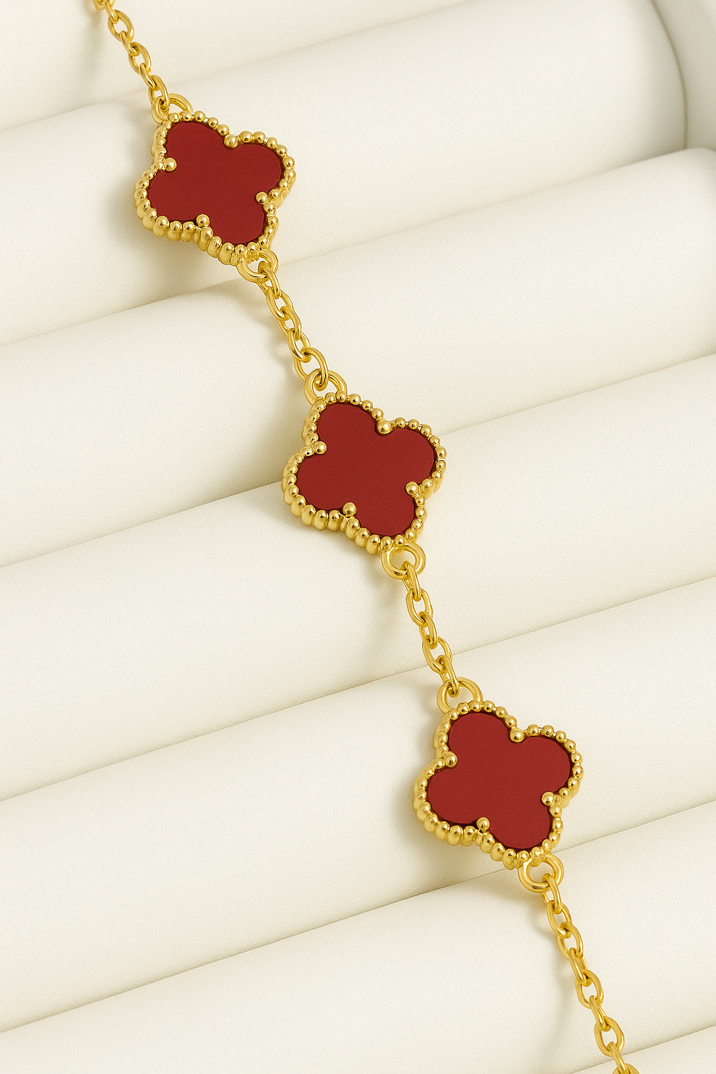 Clover Luxe Bracelet – 18k Gold-Plated Stainless Steel