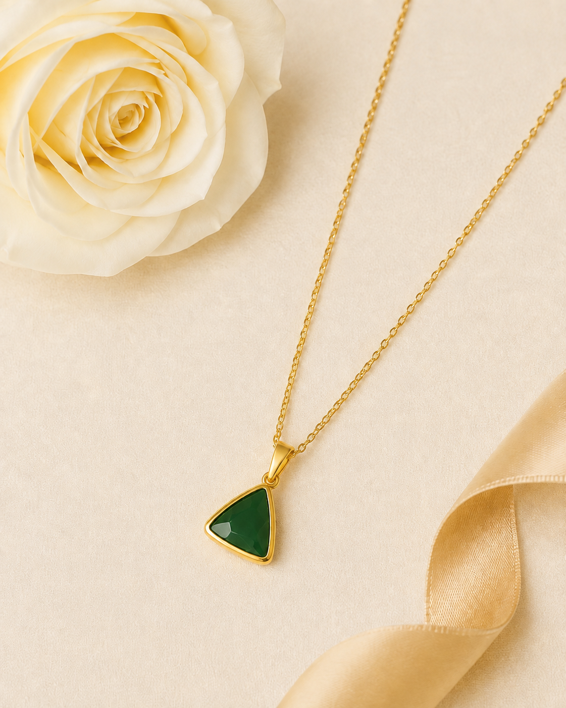 Natural Stone Pendant Necklace – 18K Gold-Plated Stainless Steel