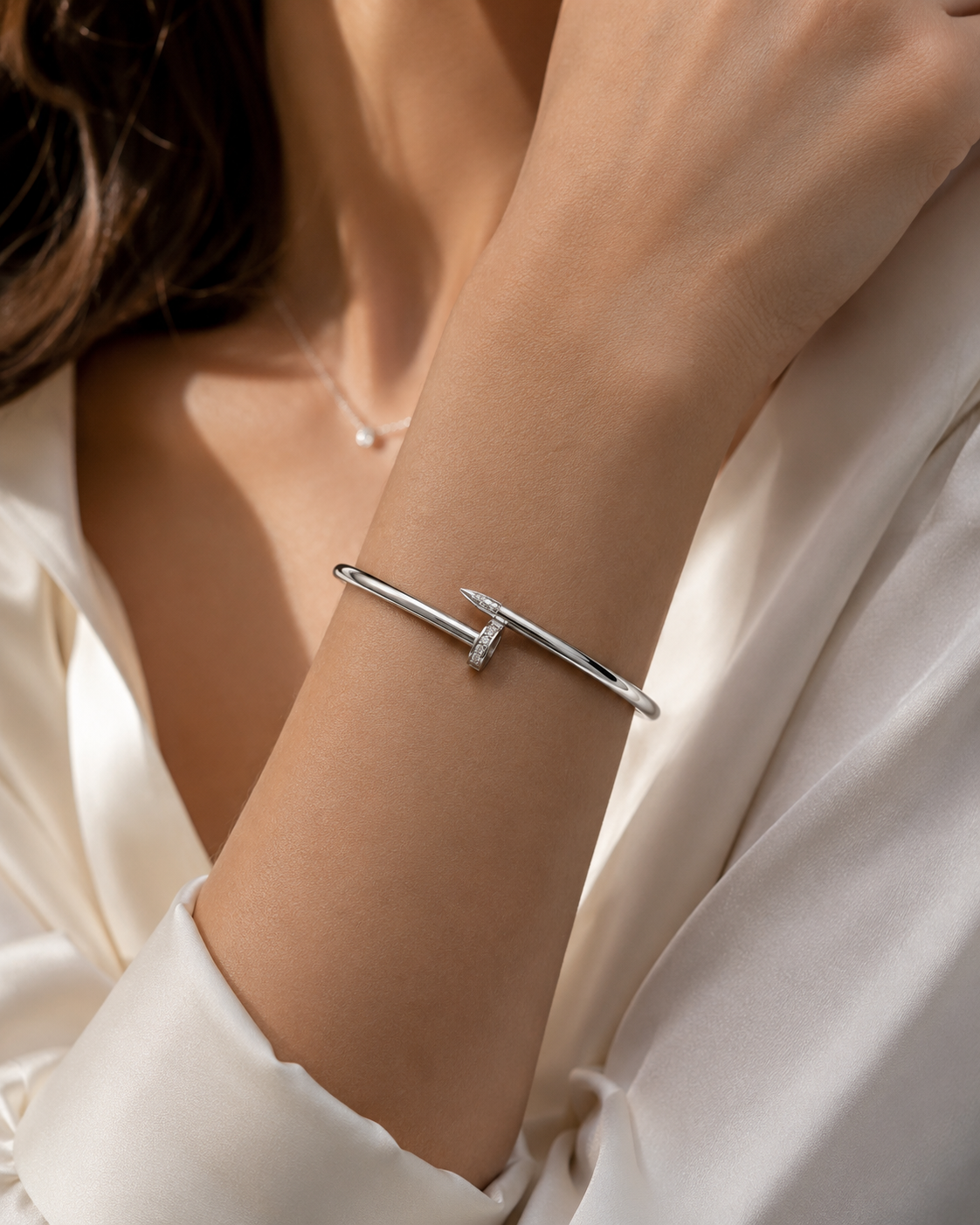 The Vittoria Nail Bangle – Gold or Silver